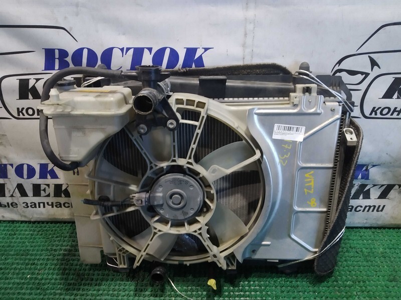 Радиатор двигателя Toyota Vitz KSP90 1KR-FE