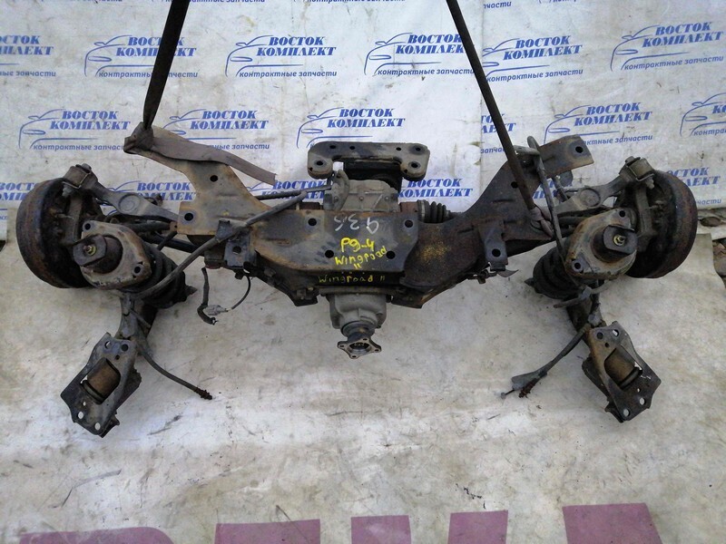 Балка поперечная Nissan Wingroad WHNY11 QG18DE зад