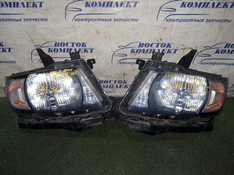 Фара Honda Mobilio Spike GK1 L15A лев