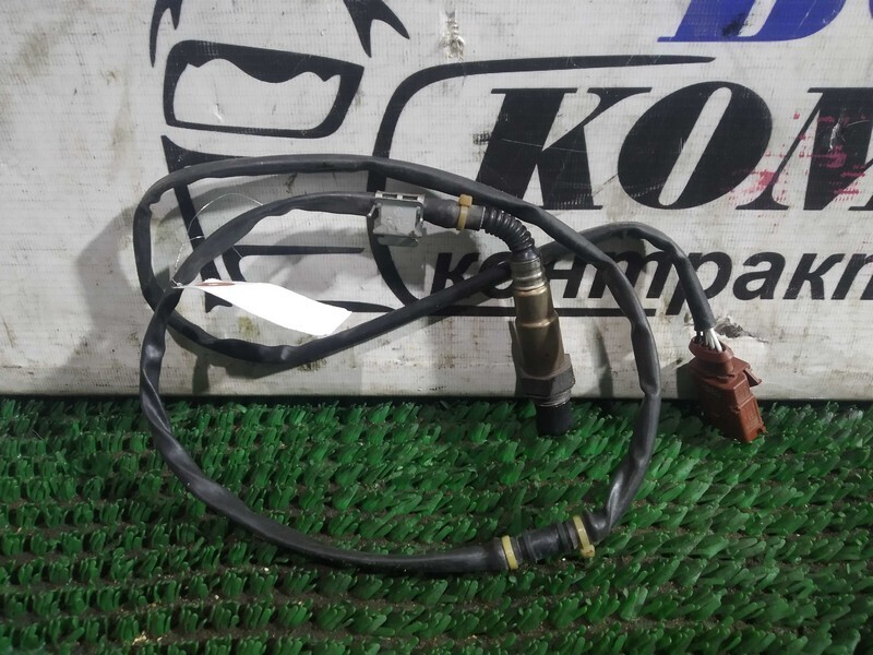 Датчик кислородный Volkswagen Golf Plus 5M1 BVY