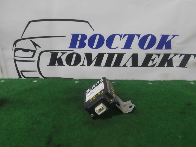 Блок управления дверьми Toyota Funcargo NCP25 1NZ-FE