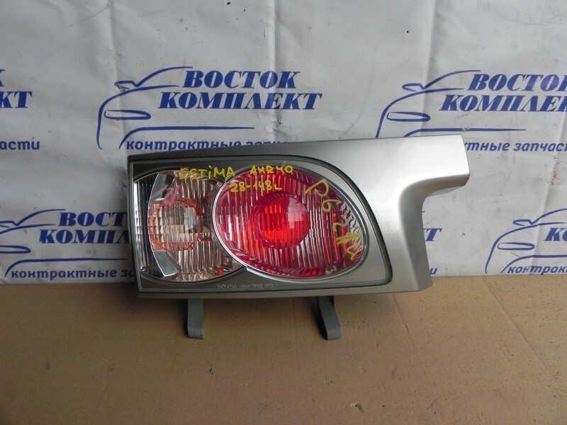 Фонарь вставка багажника Toyota Estima AHR10W 2AZ-FXE лев