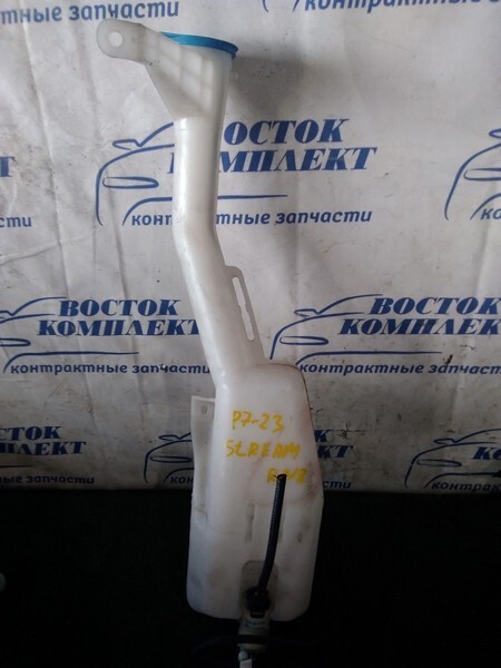 Бачок омывателя Honda Stream RN8 R20A