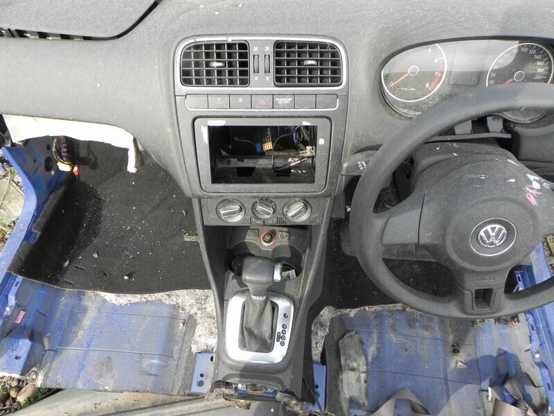 Консоль КПП Volkswagen Polo 6R1 CGGB