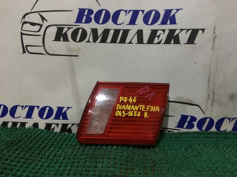Фонарь вставка багажника Mitsubishi Diamante F31A 6G73 прав