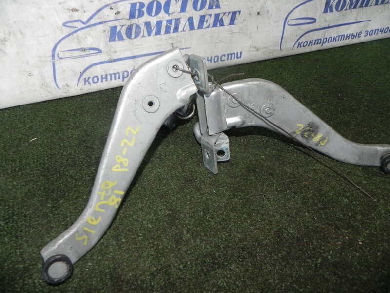 Ролик двери Toyota Sienta NCP81G