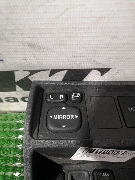 Блок управления зеркалами Toyota Sienta NCP81G