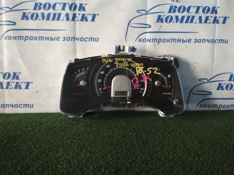 Комбинация приборов Toyota Isis ZNM10G 1ZZ-FE