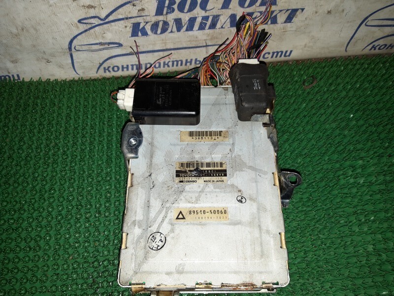 Блок управления ABS Toyota Celsior UCF21 1UZ-FE