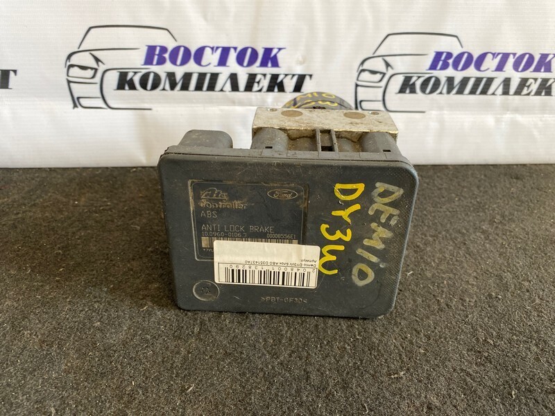 Блок ABS Mazda Demio DY3W