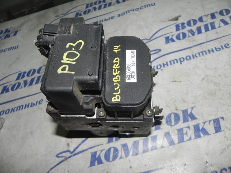 Блок ABS Nissan Bluebird HU14 SR20DE