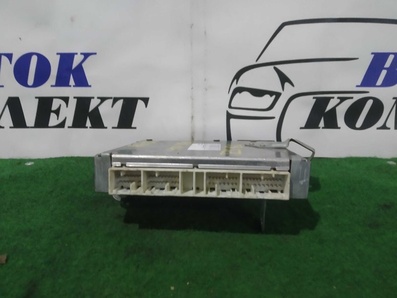 Блок управления ABS Toyota Aristo JZS160 2JZ-GE