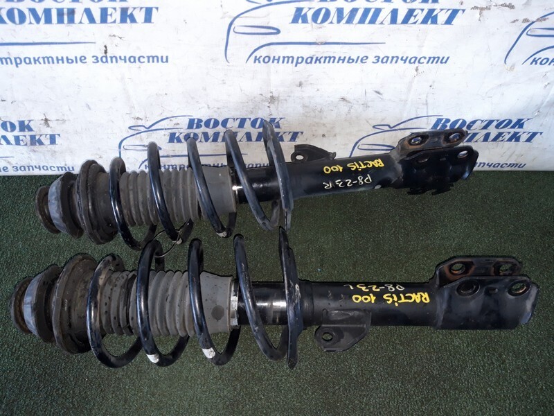 Стойка подвески Toyota Ractis NCP100 1NZ-FE перед лев