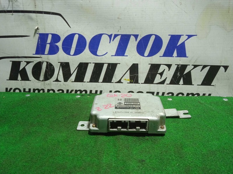 Блок управления КПП Nissan Serena TC24 QR20DE