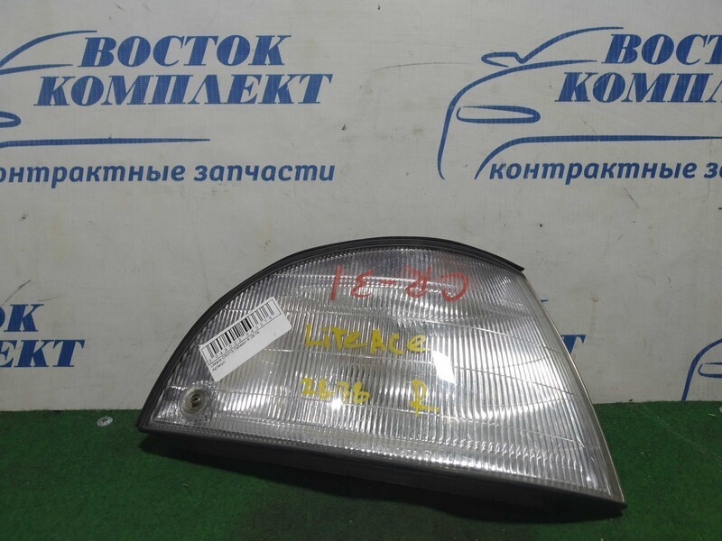 Габарит Toyota Liteace CR31G прав