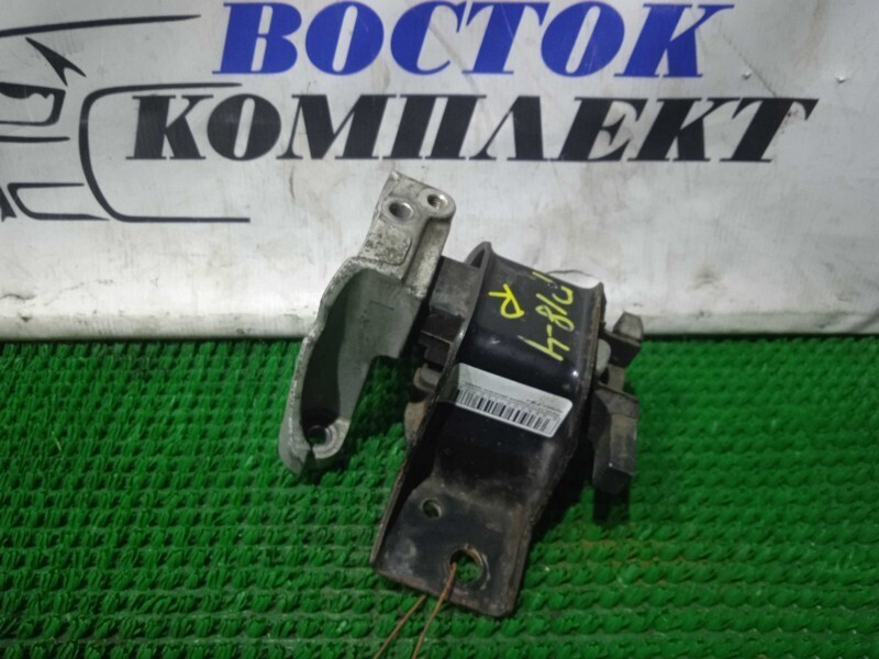 Подушка двигателя Nissan March AK12 CR12DE прав