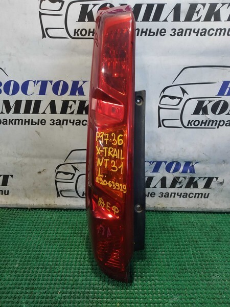 Фонарь стоп-сигнала Nissan X-Trail NT31 MR20DE лев