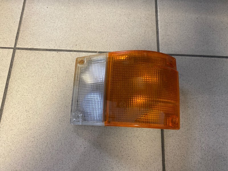 Габарит Nissan Caravan ARME24 лев