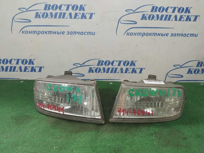 Фара противотуманная Toyota Crown JZS171