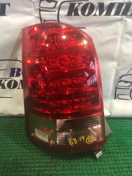 Фонарь стоп-сигнала Toyota Wish ZNE10G 1ZZ-FE лев