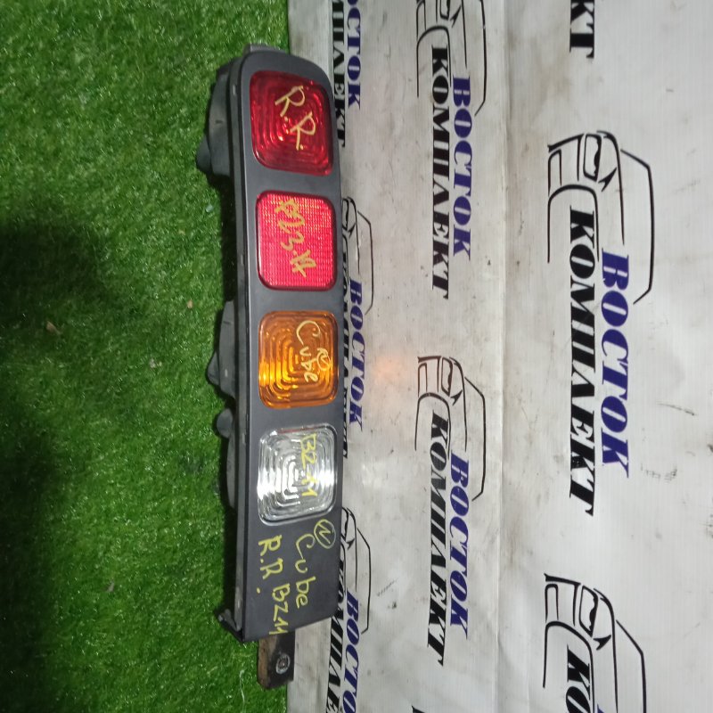 Фонарь стоп-сигнала Nissan Cube 2005 BZ11 CR14DE прав