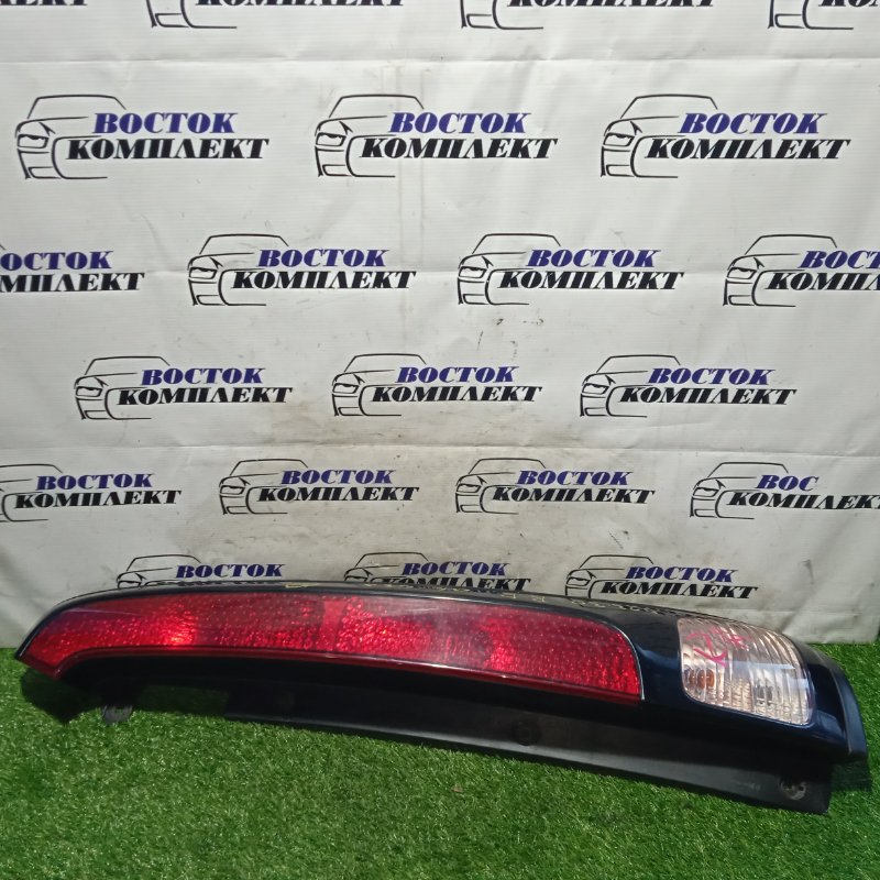 Фонарь стоп-сигнала Nissan Serena 2007 CC25 MR20DE прав