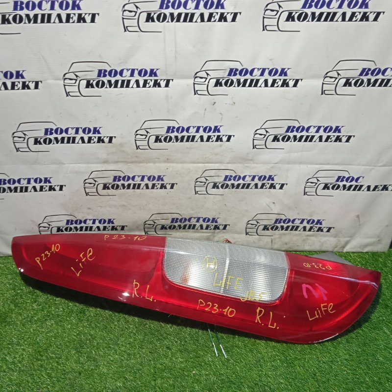Фонарь стоп-сигнала Honda Life 2005 JB5 P07A лев