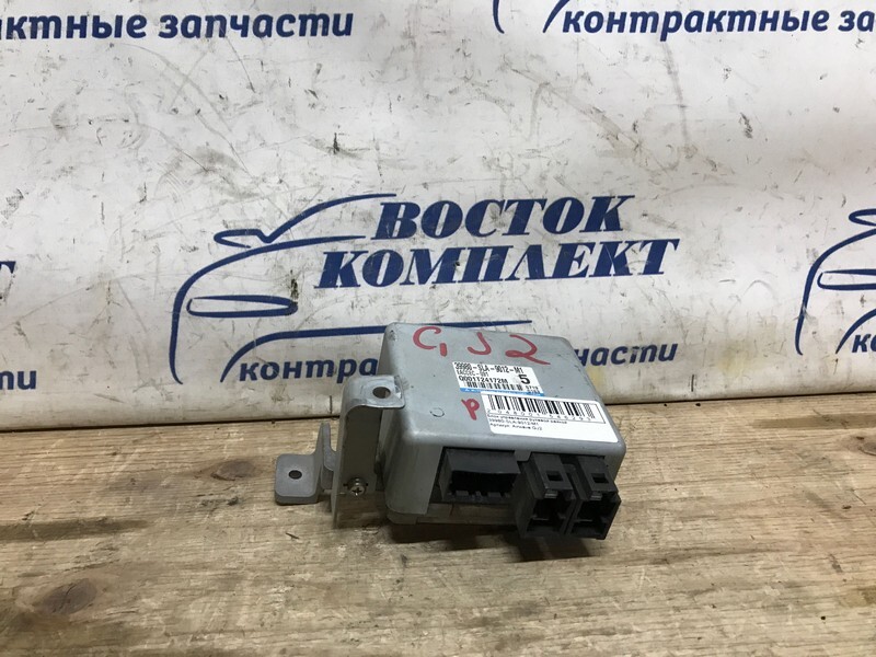 Блок управления рулевой рейкой Honda Airwave GJ1 L15A
