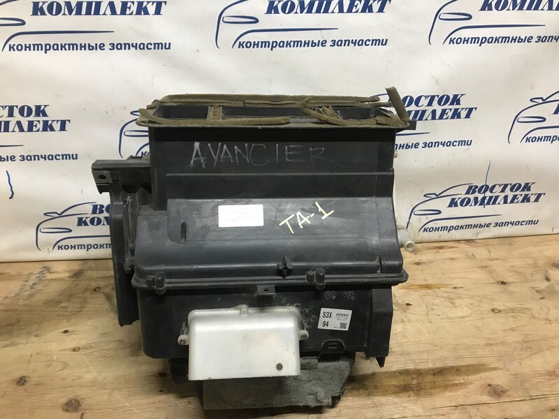 Корпус радиатора отопителя Honda Avancier TA1 F23A