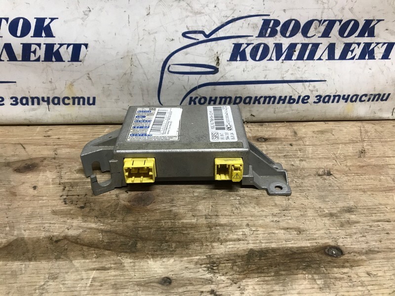 Блок управления airbag Honda Civic Ferio ES1 D15B
