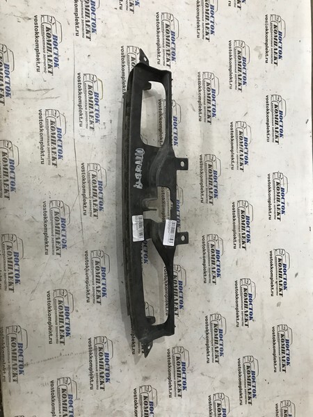 Накладка на рамку радиатора Honda HR-V GH3 D16A