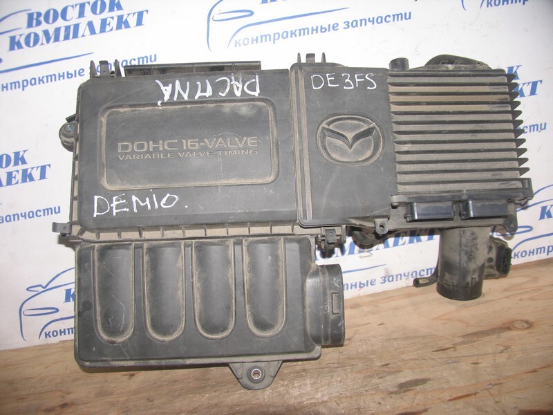 Корпус воздушного фильтра Mazda Demio 2007 DE3FS ZJ-VE