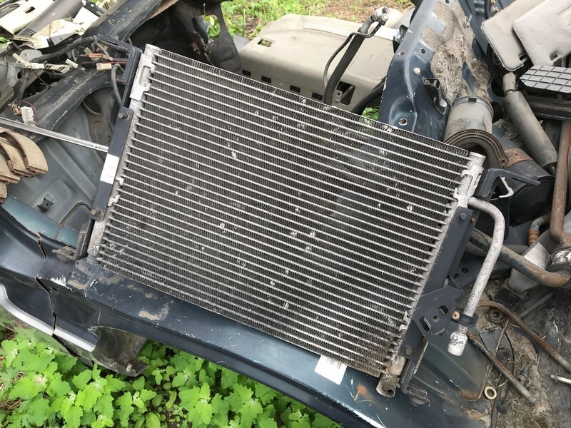 Радиатор кондиционера Mitsubishi Delica 1992 P24W 4G64