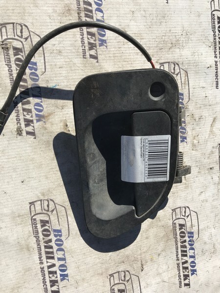 Ручка двери наружная Mitsubishi Delica 2000 PD8W 4M40 перед прав