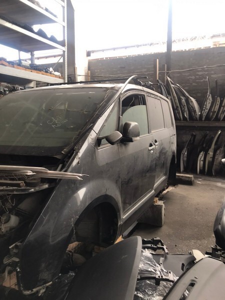 Главный тормозной цилиндр Mitsubishi Delica 2007 CV5W 4B12