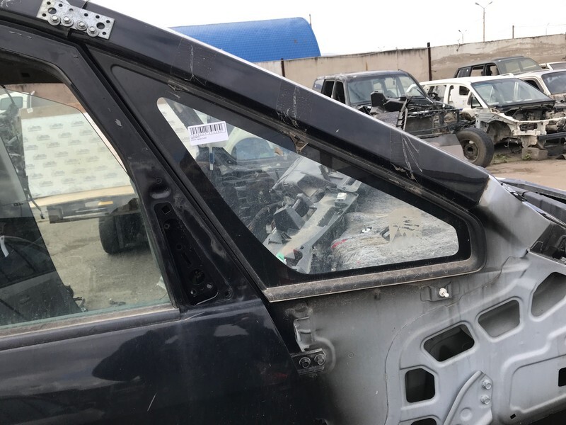 Форточка кузова Mitsubishi Delica 2007 CV5W 4B12 перед прав