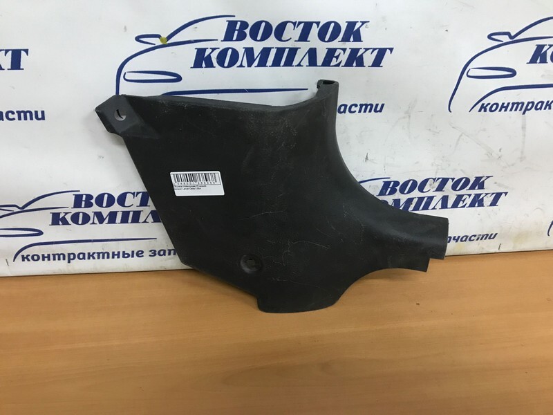 Обшивка стойки кузова Mitsubishi Lancer Cedia CS5A 4G15 перед прав