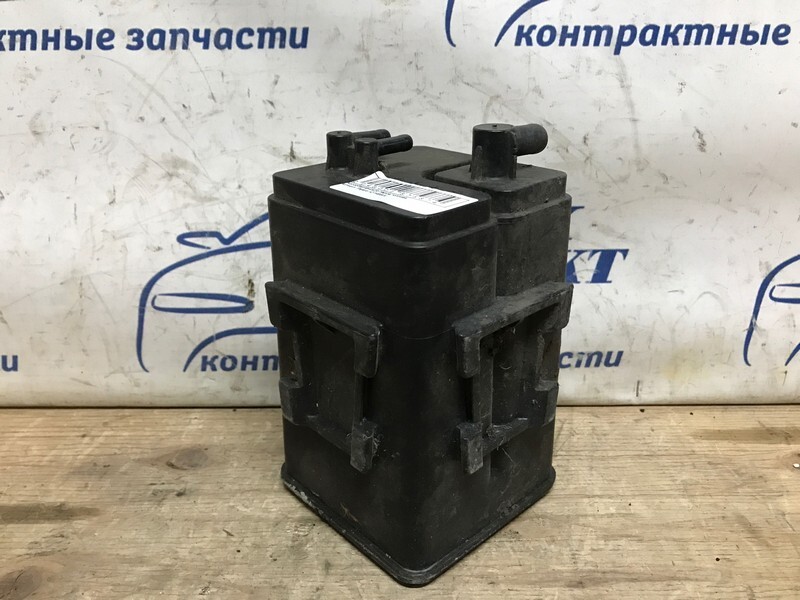 Бачок обратки топлива Mitsubishi Pajero iO 1999 H66W 4G93