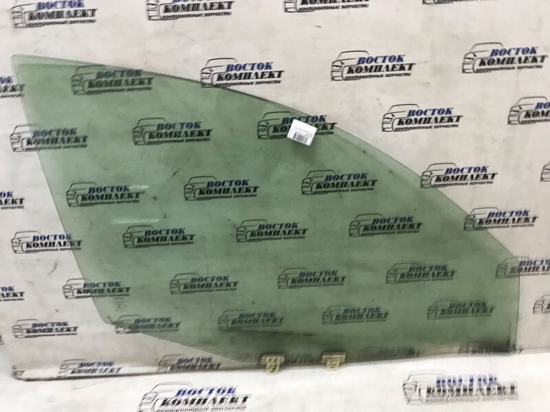 Стекло двери Nissan Bluebird Sylphy 2003 QG10 QG18DE перед прав