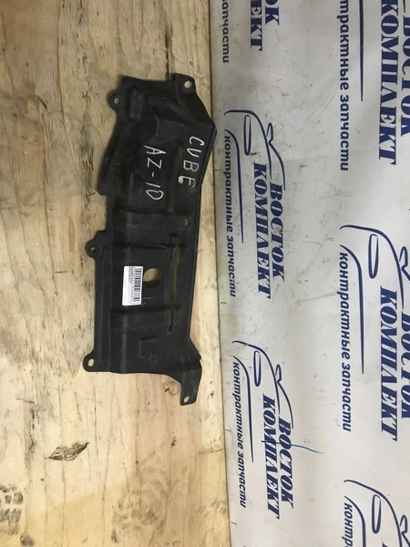 Защита двигателя Nissan Cube Z10 CGA3DE лев