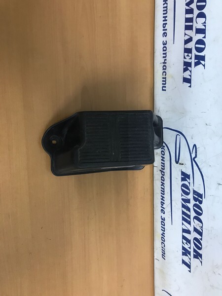 Педаль отдыха Nissan Cube Z10 CGA3DE