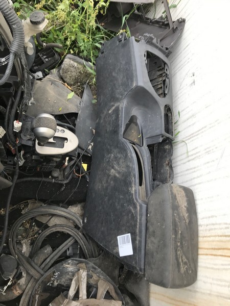 Подлокотник Nissan Dualis 2008 KJ10 MR20DE