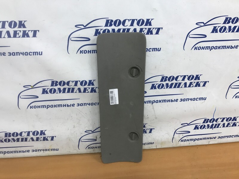 Накладка Nissan Elgrand AVWE50 VQ35DE зад лев