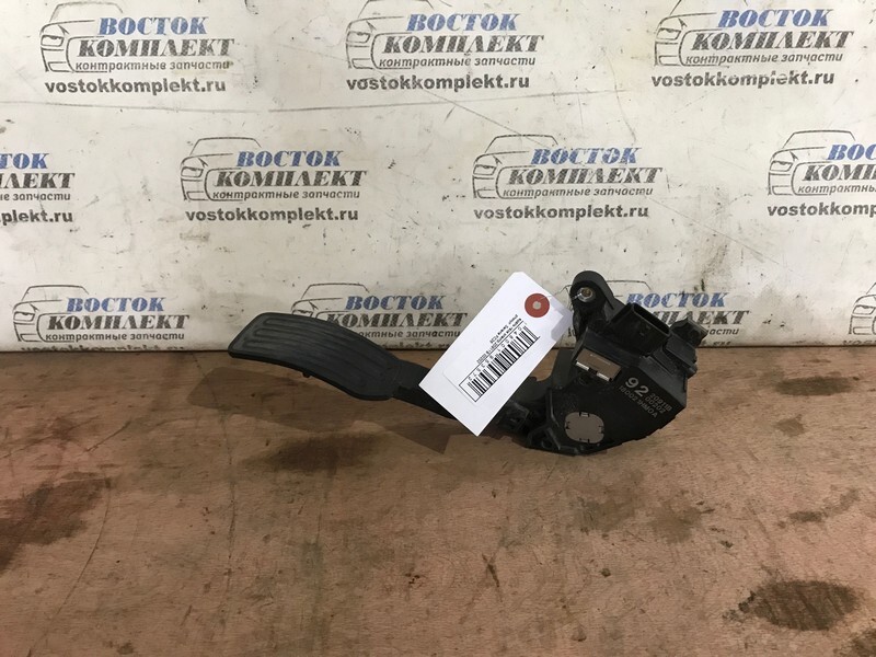 Педаль газа Nissan Serena 2011 FC26 MR20DD