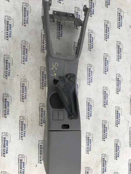 Подлокотник Subaru Forester SG5 EJ20
