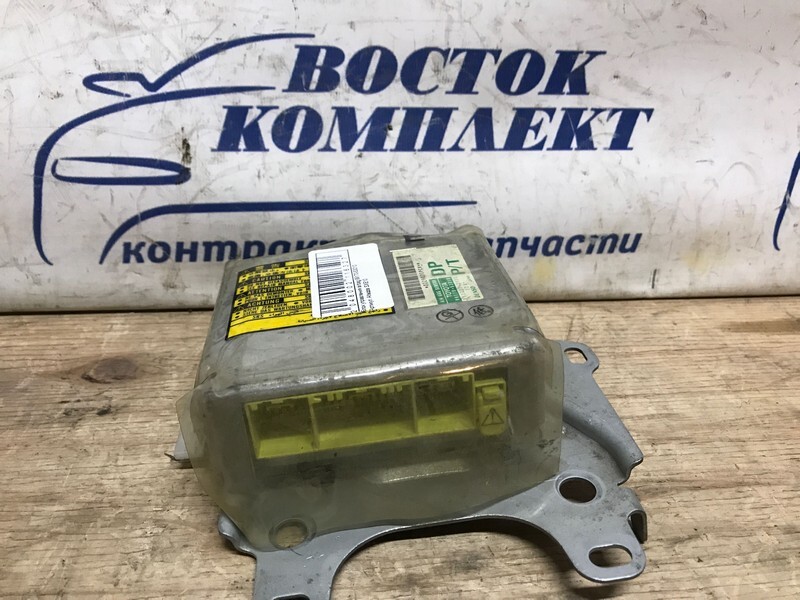Блок управления airbag Toyota Altezza 1999 SXE10 3S-GE