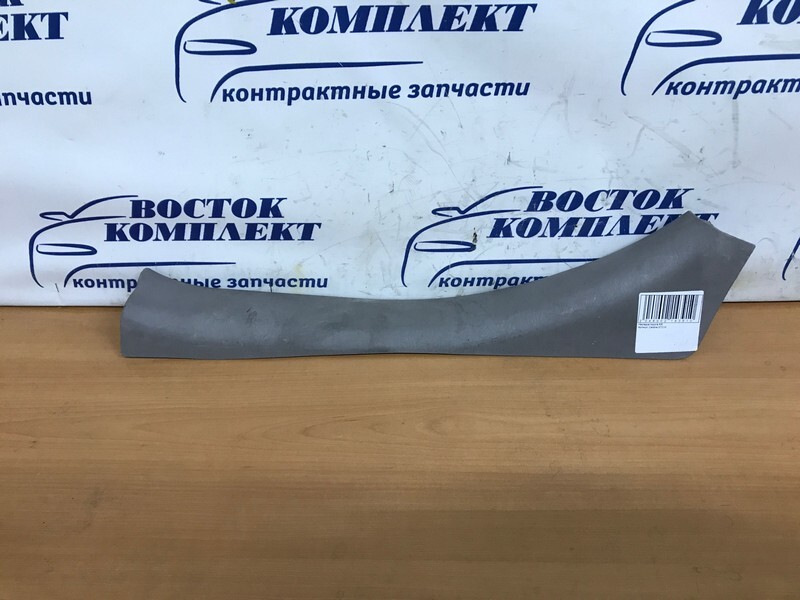 Накладка порога Toyota Caldina ST210G 3S-FE зад прав