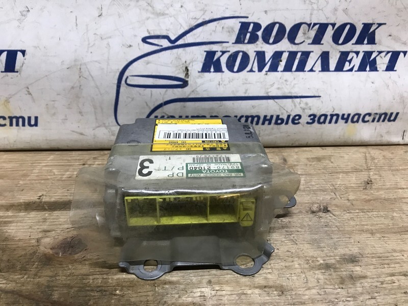Блок управления airbag Toyota Caldina 2000 AT211G 7A-FE