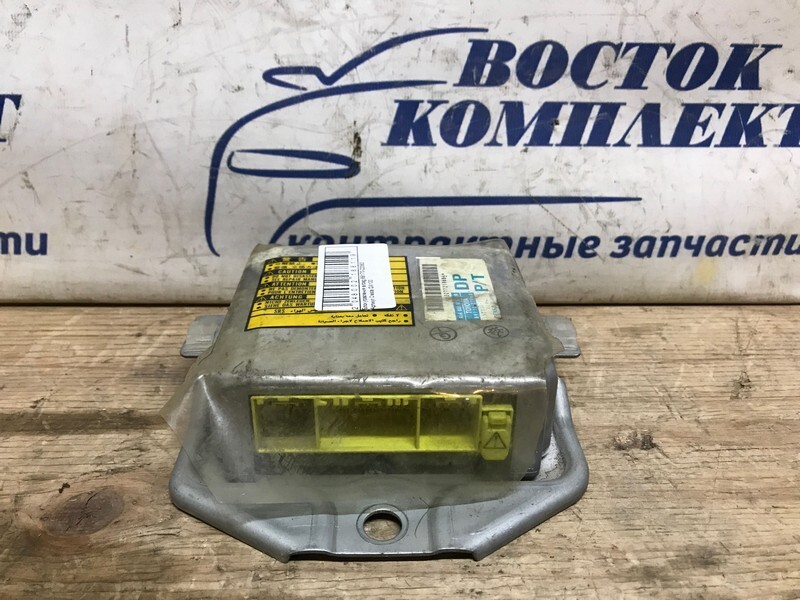 Блок управления airbag Toyota Cresta 2000 GX100 1G-FE