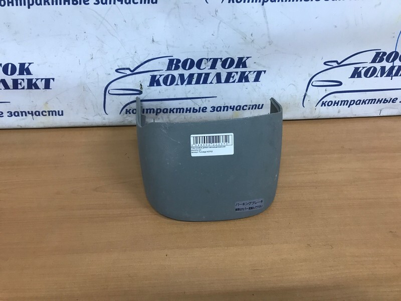 Пластиковые детали салона Toyota Funcargo 2000 NCP20 2NZ-FE